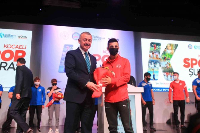 Kocaeli’nin Spor Master Planını Hazırlayacak Şura Başladı