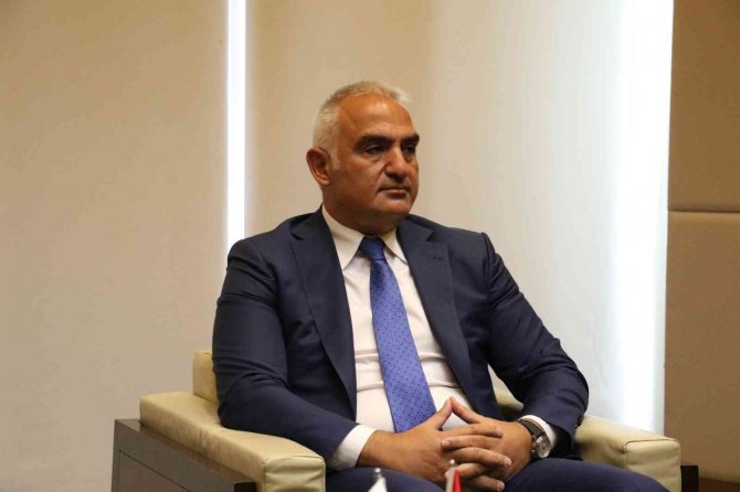 Bakan Ersoy: “Pandemiden Sonra Da Hijyenle İlgili Kurallar Ve Denetimler Artık Hayatımızın Bir Parçası Olacak”