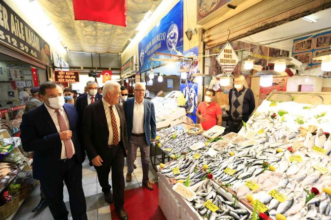 Başkan Gürün, Milas İlçesinde Ziyaretlerde Bulundu