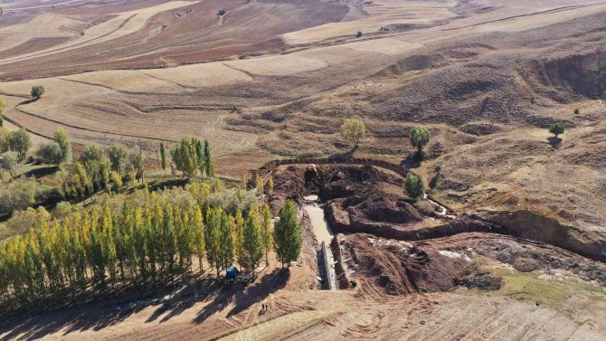 Köylerde Sulama Tesisi Projeleri Hayata Geçiriliyor