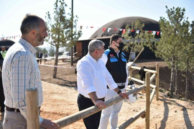 Türkiye’nin Oba Konseptindeki İlk Gençlik Kampının Açılışını Bilal Erdoğan Yapacak