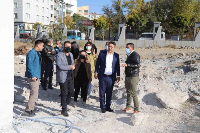 Genel Sekreter Çelikel Kütüphane İnşaatında İncelemelerde Bulundu