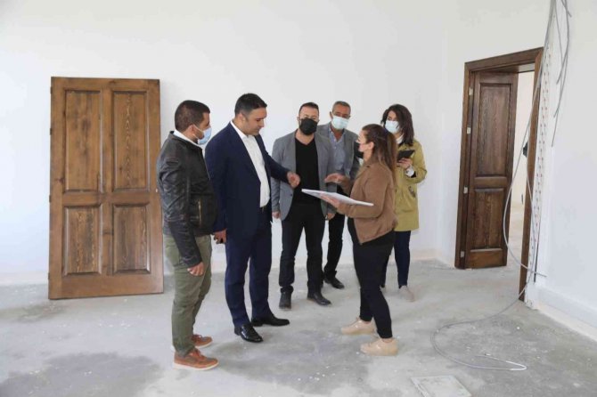 Genel Sekreter Çelikel Kütüphane İnşaatında İncelemelerde Bulundu