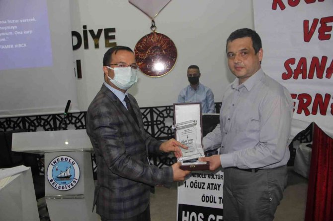 Oğuz Atay’ı Doğum Gününü, Memleketinde Pasta Keserek Kutladılar