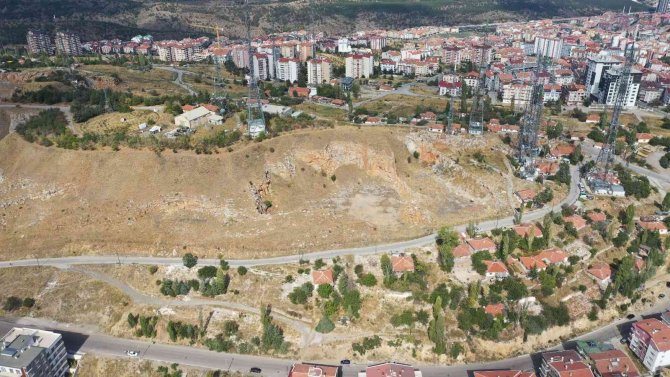 Cumhuriyet’in 100. Yılına Yakışır Anıt Başkent’te Yükselecek