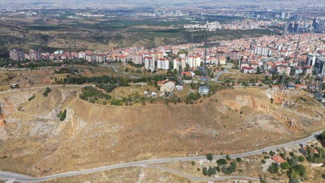 Cumhuriyet’in 100. Yılına Yakışır Anıt Başkent’te Yükselecek