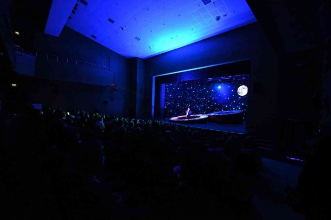 Ankara’nın En Büyük Tiyatro Salonu Olan Devlet Tiyatroları Pursaklar Sahnesi Açıldı