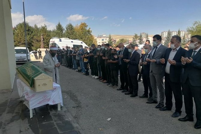 Kazada Hayatını Kaybeden Sağlık Çalışanı Törenle Memleketine Uğurlandı