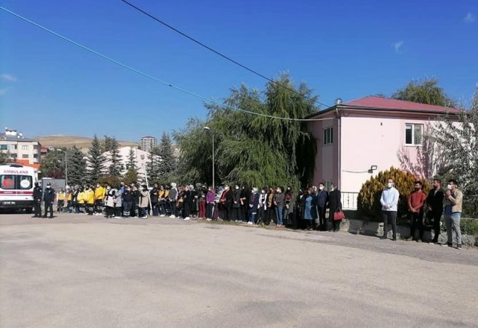 Kazada Hayatını Kaybeden Sağlık Çalışanı Törenle Memleketine Uğurlandı