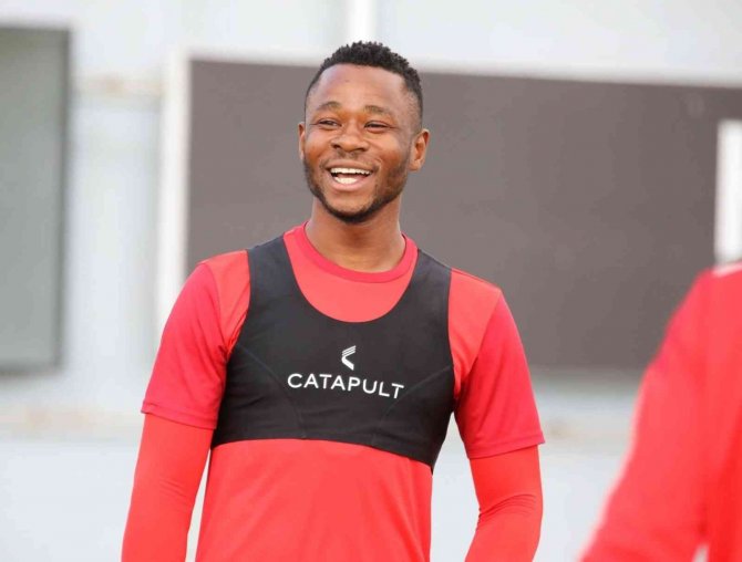 Sivasspor’da Leke James Sevinci