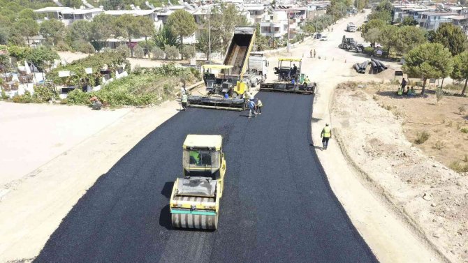 Büyükşehir 15 Farklı Noktada Yol Yapım Çalışmalarına Devam Ediyor