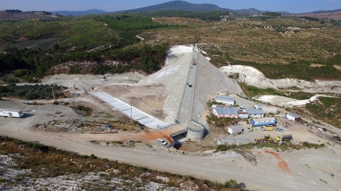 Belenyenice Barajında Yıl Sonunda Su Tutulmaya Başlanacak