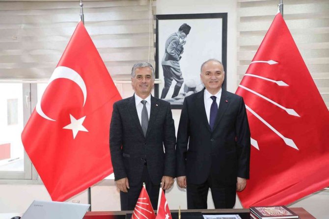 Belediye Başkanı Özlü Chp’nin Yeni Yönetimini Ziyaret Etti