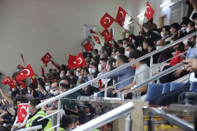 Eurocup Women: Elazığ İ̇l Özel İ̇dare: 74 - Uni Gyor: 67