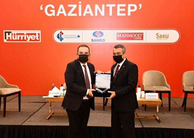 Gai̇b Koordinatör Başkanı Kileci, Ekonomi Zirvesi’nde Konuştu: