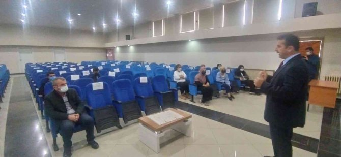 Afetlerde Görev Alacak Öğrencilerin Eğitimlerine Başlandı
