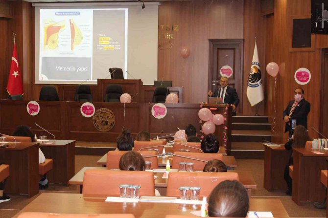 Kartal’da Meme Kanseri Farkındalığı İçin Seminer Düzenlendi