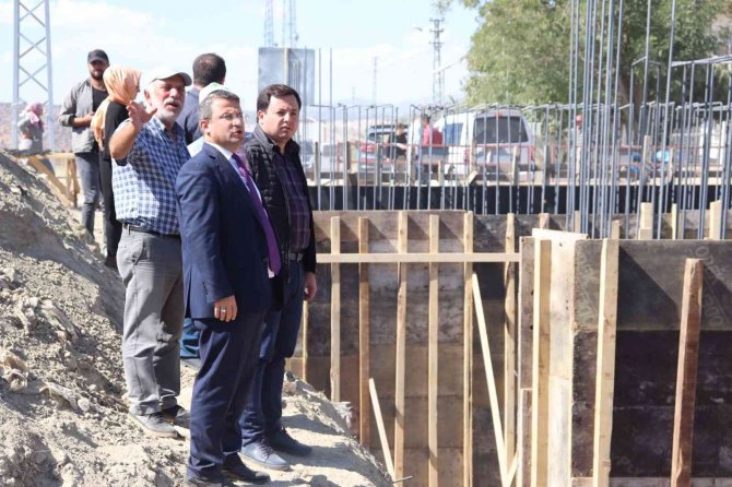 Kaymakam Çimşit Ve Sancaktar Köprü İnşaatını İnceledi