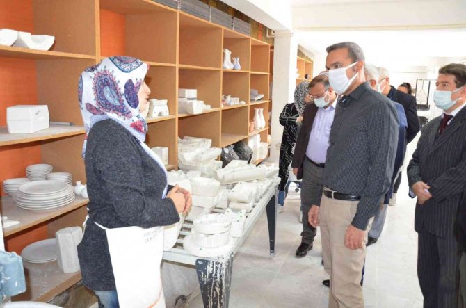 Kaymakam Ve Belediye Başkanlarından Ziyaret