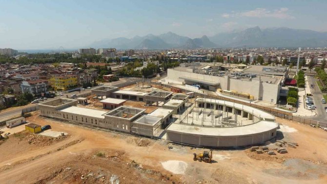 Antalya Yılbaşında Balık Pazarına Kavuşuyor