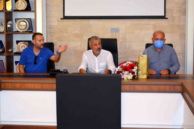 Başkan Sözen, Yabancı Öğretmenlerle Bir Araya Geldi