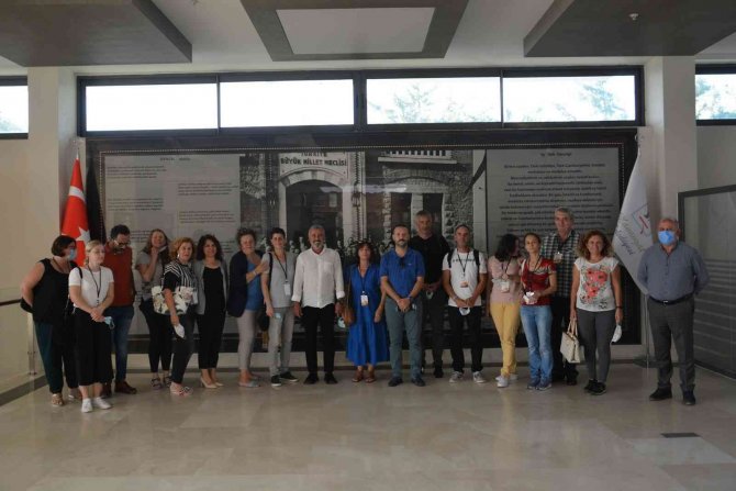 Başkan Sözen, Yabancı Öğretmenlerle Bir Araya Geldi