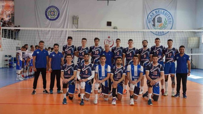 Efeler, İ̇zmir Deplasmanında