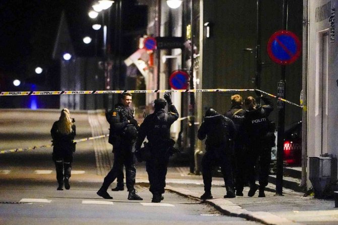 Norveç’te Oklu Saldırı Dehşeti: 4 Ölü