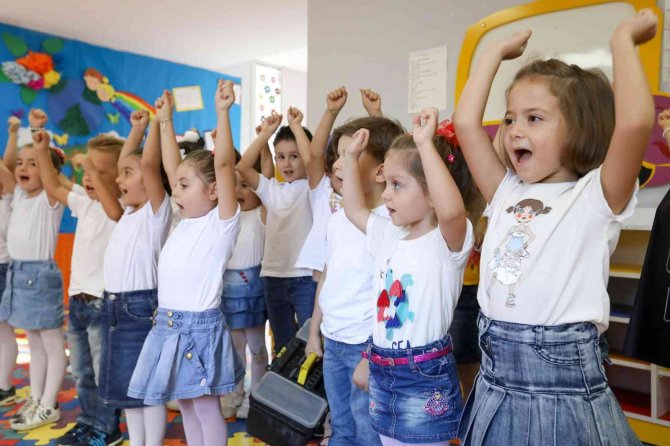 Buca Belediyesi Yarı Zamanlı Ücretsiz Eğitim Merkezlerini Açıyor