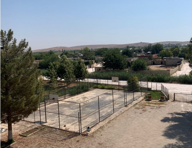 Şanlıurfa’da 12 Okula Halı Sahaya Projesi