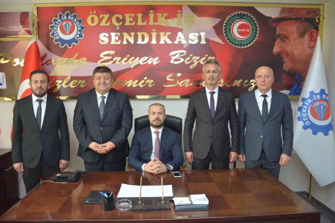 Özçelik-i̇ş Sendikası Karabük Şube Başkanı Yılmaz Mazbatasını Aldı