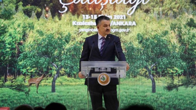 Bakan Pakdemirli: “Anayasamız Söyler, ’Yanan Alanlar Tekrar Ağaçlandırılır Ve Başka Amaçla Kullanılmaz.’ Nokta”