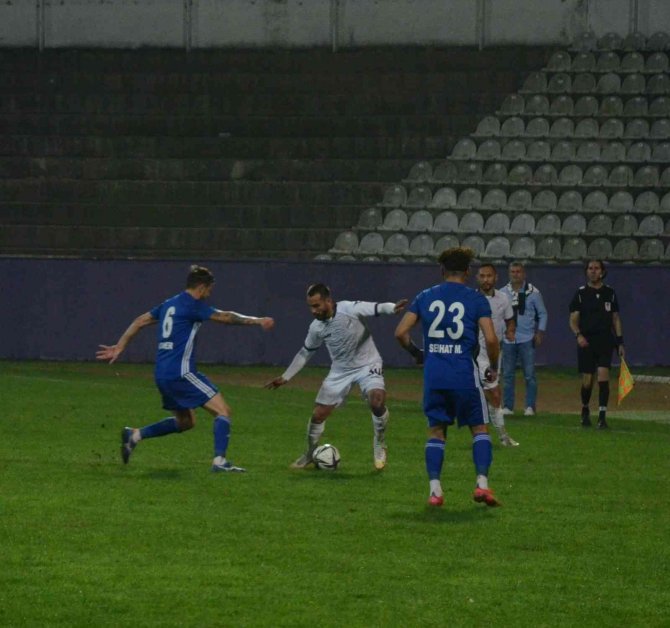 Tff 3. Lig: Orduspor 1967 Futbol İ̇şletmeciliği Sk: 1 - Fethiyespor: 1