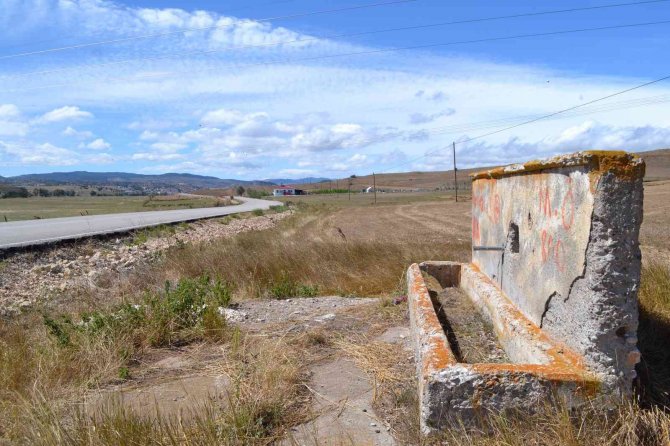 Kuraklık Çeşmeleri Susuz Bıraktı