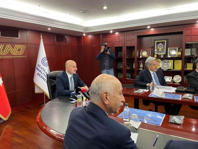 Bakan Karaismailoğlu, ”Ülkemizi Uluslararası Arenada Lojistik Süper Gücü Haline Getirdik”
