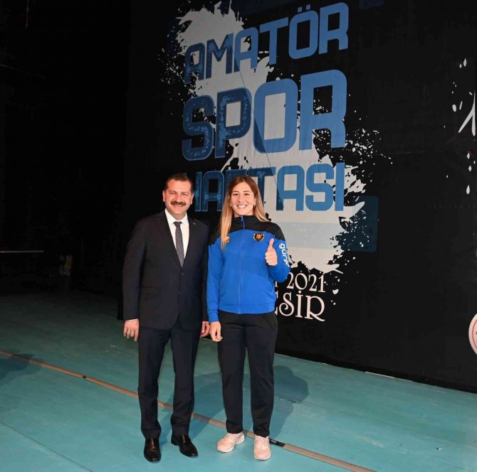 Yasemin Adar, Balıkesir Büyükşehir Belediyespor’da