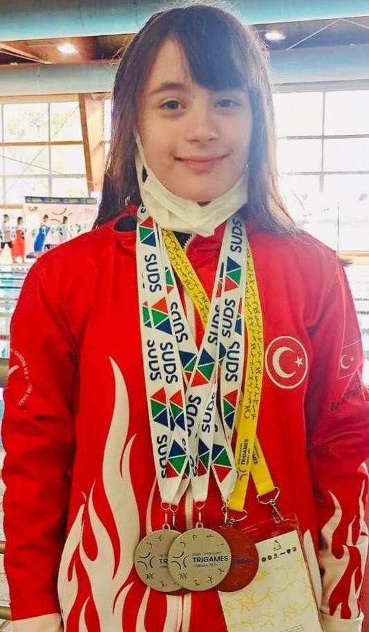 Genç Sporcudan 4 Dünya Rekoru