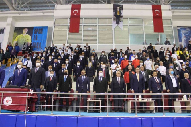 Türkiye Gençler Tekvando Şampiyonası İçin Seremoni Düzenlendi