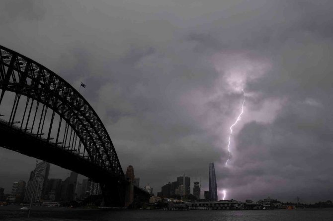 Sydney’i Dolu Vurdu