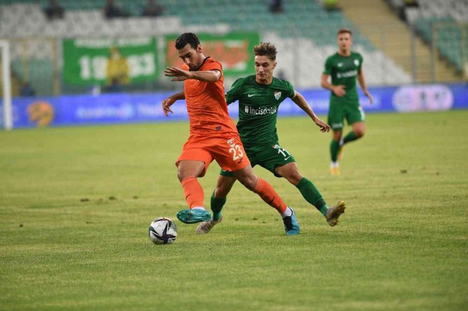 Bursaspor, Eren Güler’le 3 Yıllık Anlaşma Yaptığını Duyurdu