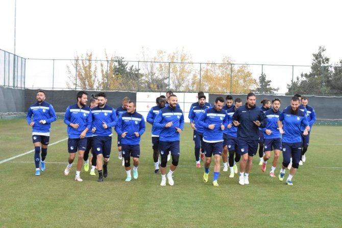 Bb Erzurumspor Altınordu Mesaisini Sürdürdü