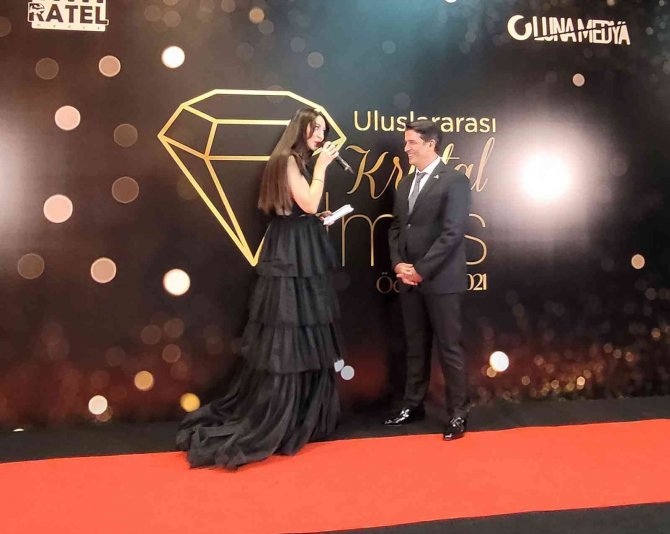 Kristal Elmas Ödülü Döşemealtı’nda