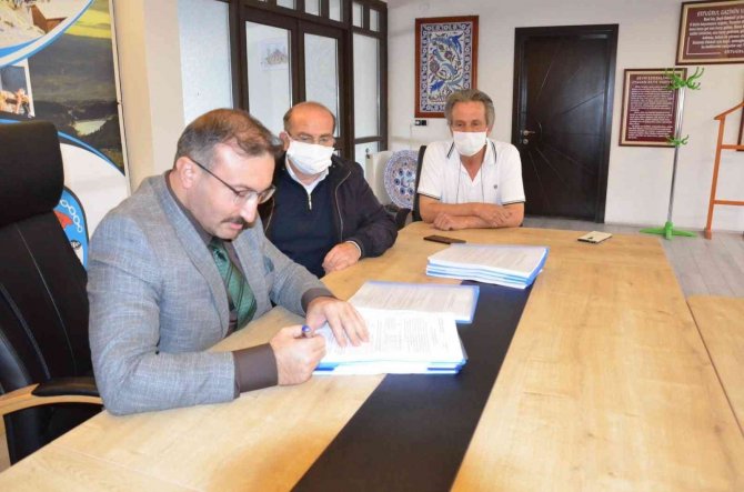 Emet’in 60 Yıllık Alt Yapı Ve İçme Su Sorununun Çözümü İçin İmzalar Atıldı
