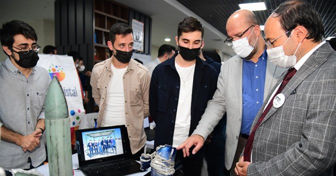 Etü’de Öğrenci Topluluk Ve Kulüpleri Tanıtım Festivali Düzenlendi