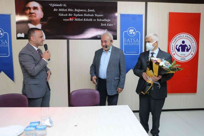 Vakkasoğlu’ndan Gençlere Tavsiye: “Akif Dede Gibi Yaşayın”