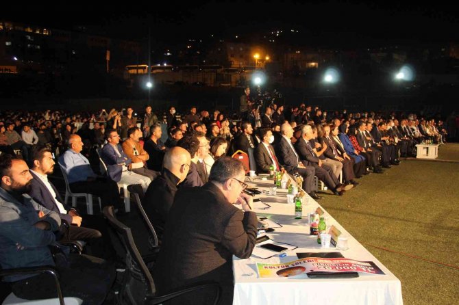 Bakan Kasapoğlu Şırnak’ta “Kültür Şöleni Ve Ses Yarışması” Finaline Katıldı