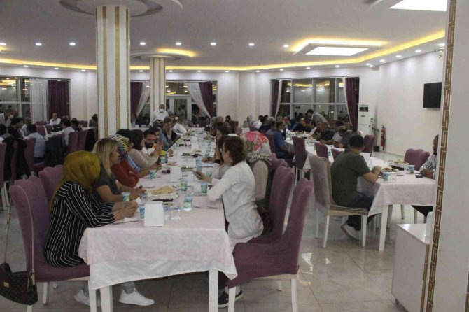 Başkan Ramazan, Sağlık Çalışanlarıyla Bir Araya Geldi
