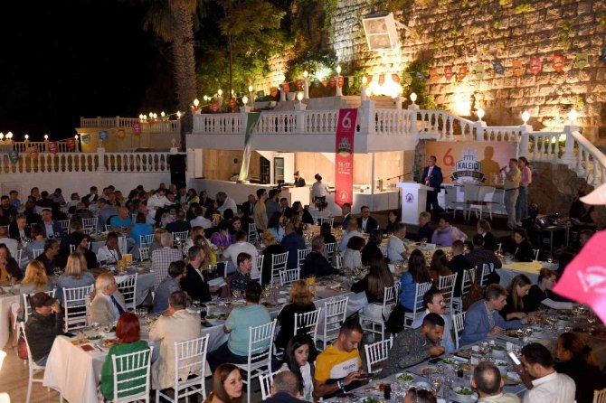 21 Ülke 36 Şehir Festival İçin Yemekte Buluştu