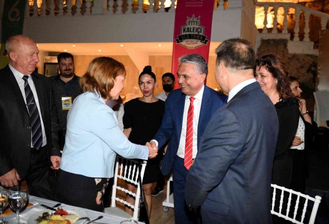 21 Ülke 36 Şehir Festival İçin Yemekte Buluştu
