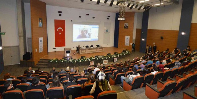 25.’si Düzenlenen Uluslararası Sanat Tarihi Sempozyumunun Açılışı Yapıldı